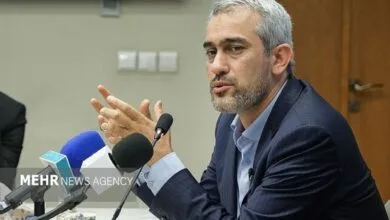 تاکید وزیر اقتصاد بر حمایت از بنگاه‌های اقتصادی و بازارهای مالی